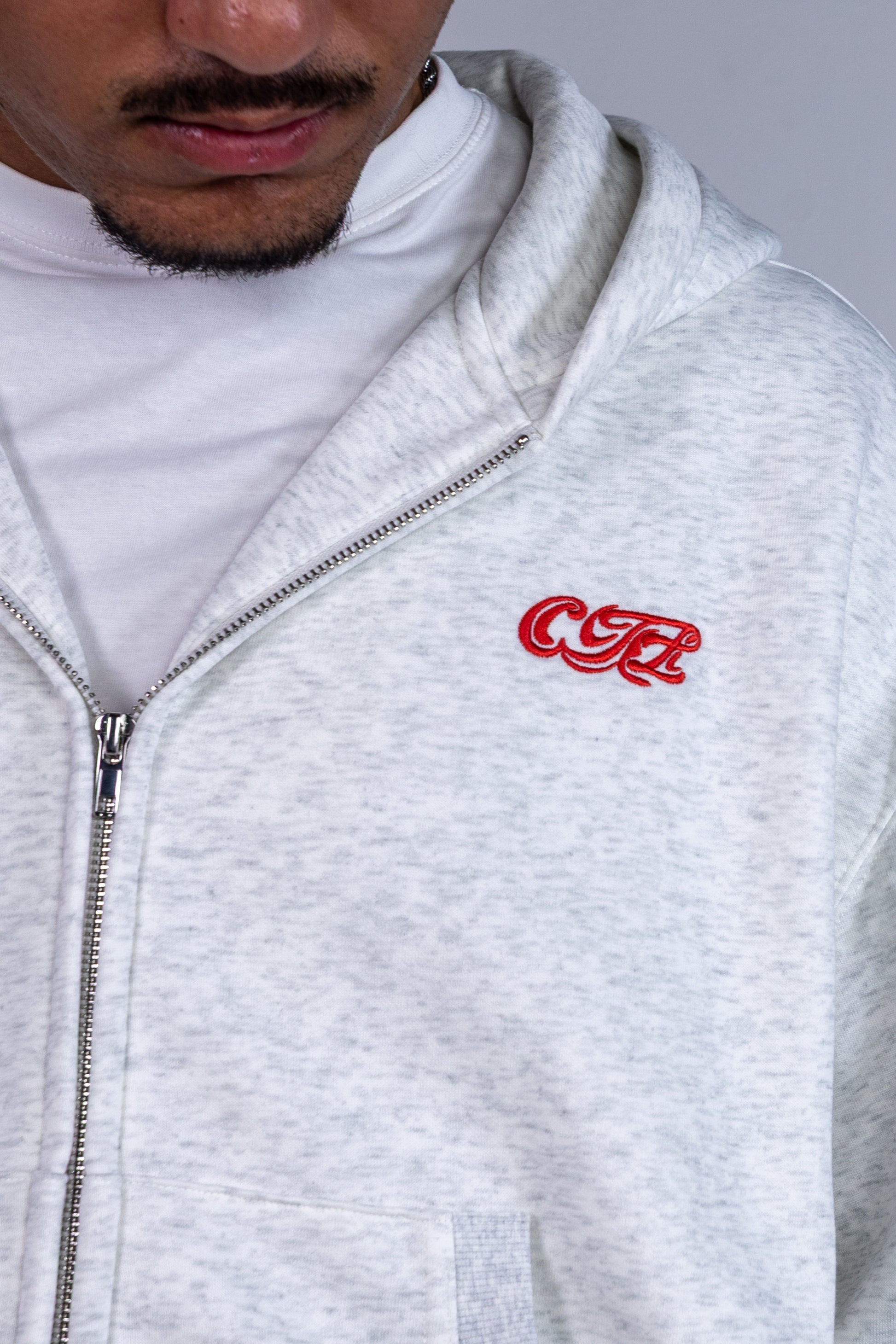 CLOUD GRAY ZIP-HOODIE