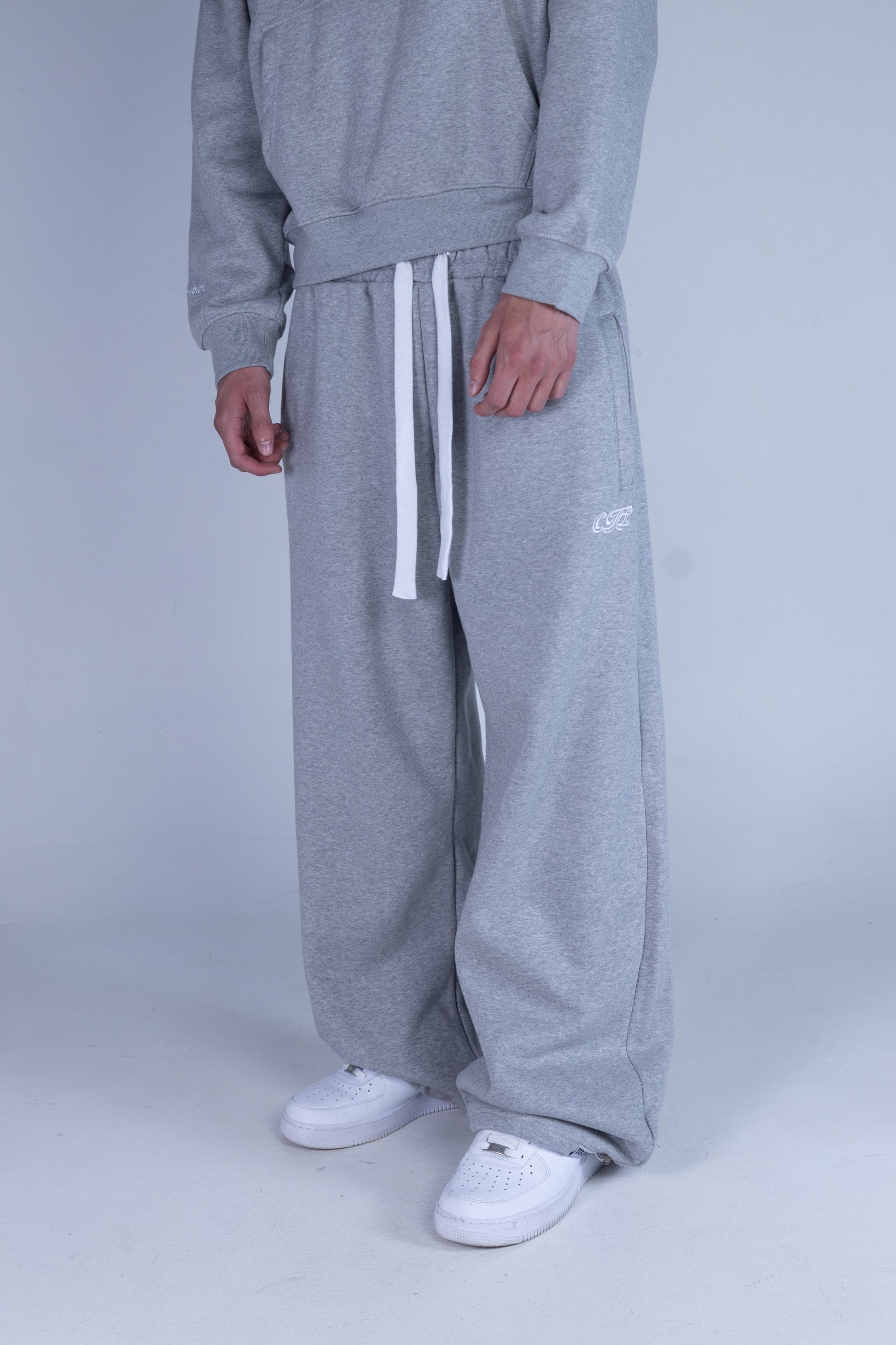 STONE GRAY BAGGY TROUSER