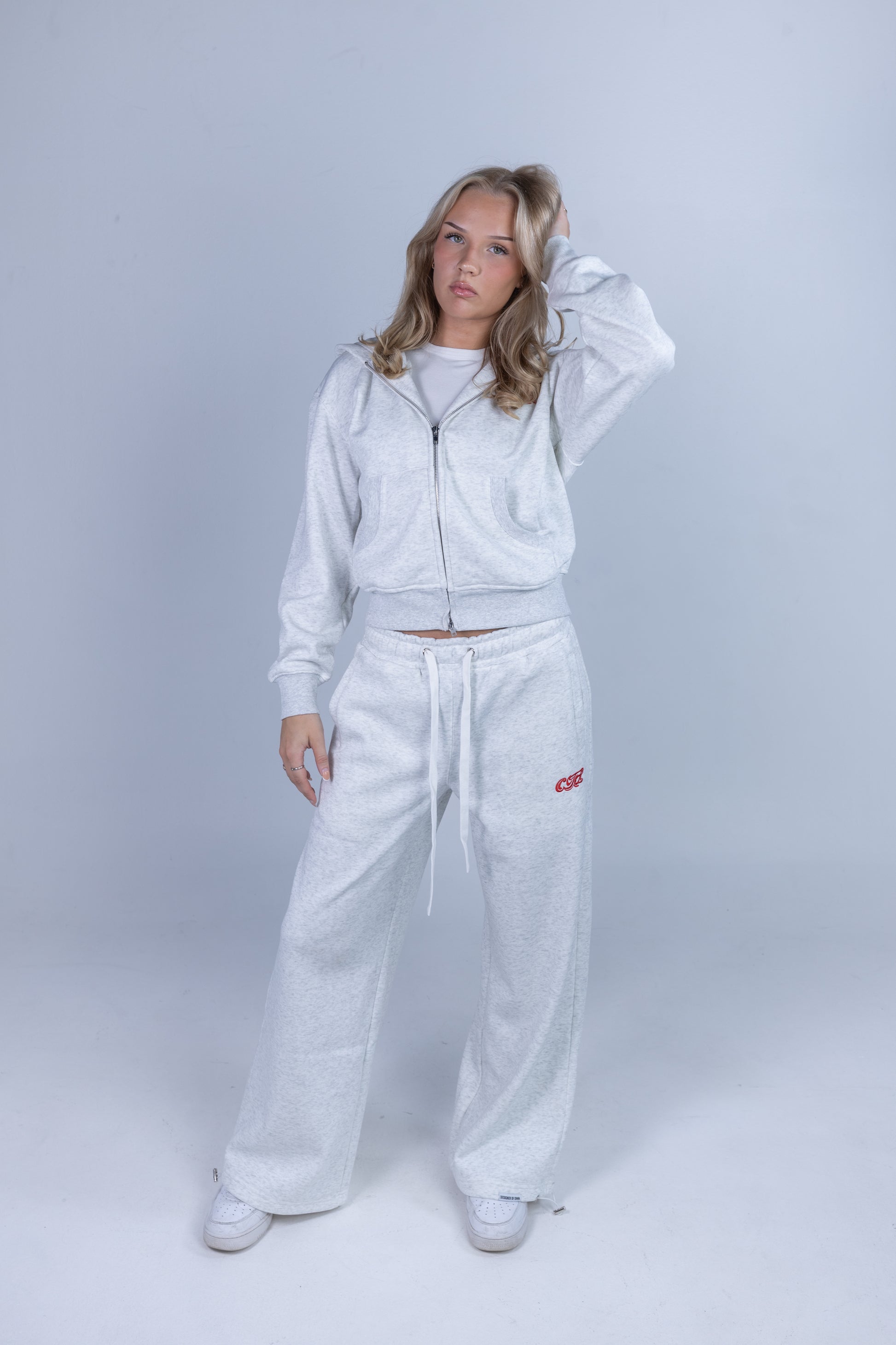 CLOUD GRAY ZIP-HOODIE